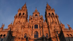 santiago 5267760 1920 300x169 1